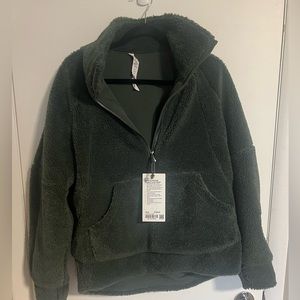 Lululemon Sherpa full neck scuba size xs/s